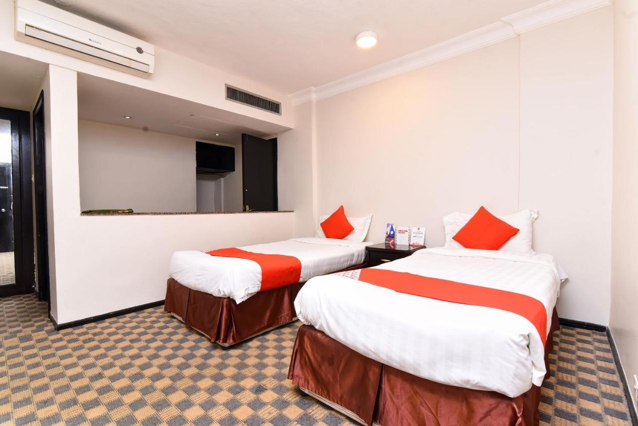 Oyo 411 Moon Hotel Νταμάμ Εξωτερικό φωτογραφία