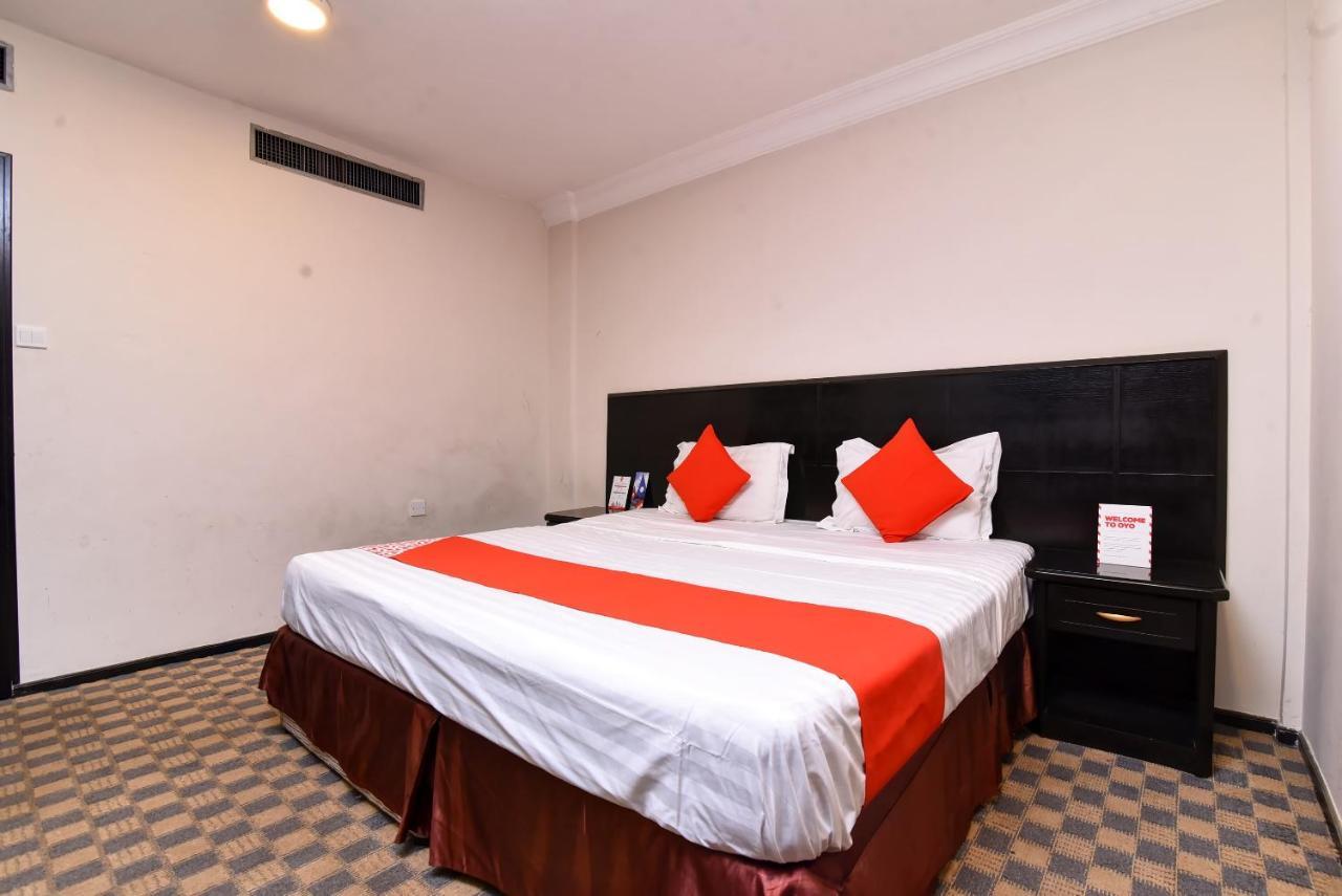 Oyo 411 Moon Hotel Νταμάμ Εξωτερικό φωτογραφία